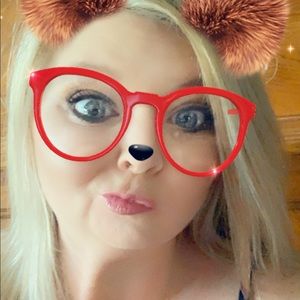 Meet your Posher, Selena